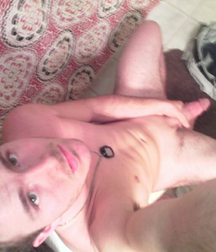 Monday morning selfies from Tumblr 5c17ac210cc7a.png