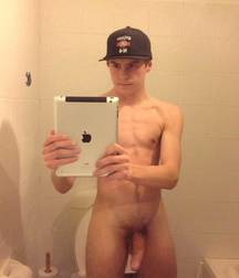 Monday morning selfies from Tumblr 5c17acb1a1b56.jpg