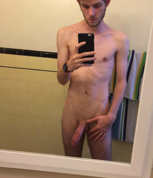 Monday morning selfies from Tumblr 5c17ec2d309c6.png