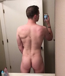 Monday night selfies from Tumblr RIP 5c184e39c1e4c.jpg