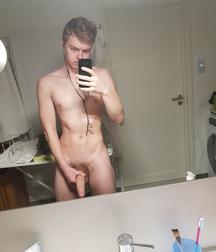 Reddit boys nude with face, vol. 3 5cfbe8e6c6cdd.jpg