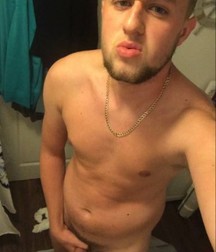Baited Selfies from the Hub 5d4e0fd626b77.jpg