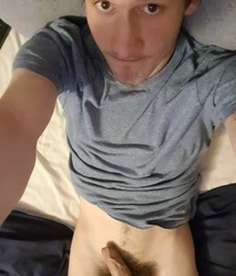 Baited Selfies from the Hub 5d4e0fdfa1347.jpg