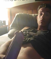 Recent Selfies from the Hub 5d514389bf1cd.jpg