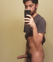 Recent Selfies from the Hub 5d51438f3614b.jpg
