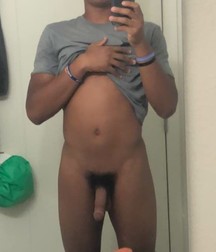 Recent Selfies from the Hub 5d5143aa7c580.jpg