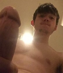 Recent Nude Selfies from the Hub 5d588e94d9847.jpg