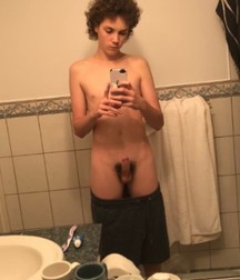 Today's Nude Selfies from PH 5d5ff574f3c87.jpg