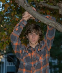 Vote for my new profile pic 5de69b788cd40.jpg