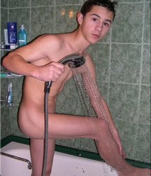 Shower serie , Try 2 5c505a905864e.jpg