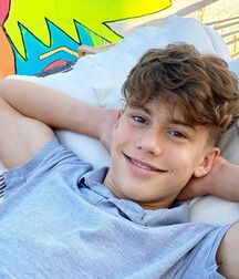 Ulysse mix 15 cute boys twinks 5f09576aa91b3.jpg