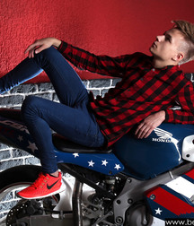 sexy Biker Vadim 5a7dd922cbbdc.jpg