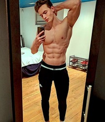 Selfies 5b15ef581a8c0.jpg