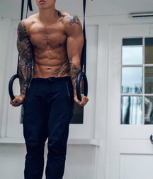 Adi Gillespie 5b2cbe7ed27d3.jpg