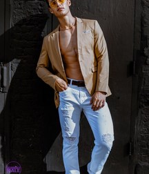 Gorgeous Boys  5b38e159e7a7e.jpg