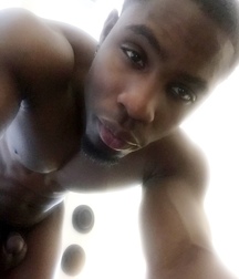 Beautiful Gorgeous Black Muscle Boy 5b62459b7c1f2.jpg