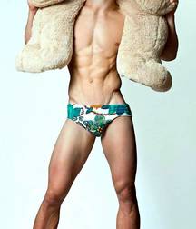 Beautiful Blond Boys 5b9e850599ba2.jpg