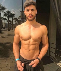Random Muscle Boys 5bb1312236f2c.jpg