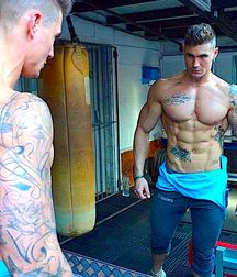 Ross Dickerson and Bonus GIF Muscle 