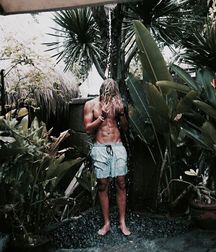 Alex Hayes  5c0eb43b87c6c.jpg