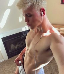 Lucas Dell 5c4d3b1a367ab.png