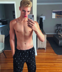 Lucas Dell 5c4d3b78a1826.png