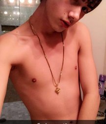 Nicolas 5ab573b3afca0.jpg
