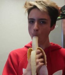 Tyler B 5b819256156b1.jpg