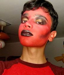 Makeup Boys 5d0ba871bf1d5.jpg