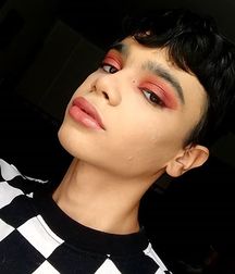 Makeup Boys 5d0ba87fa4be0.jpg