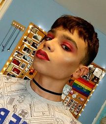 Makeup Boys 5d0ba888734c5.jpg