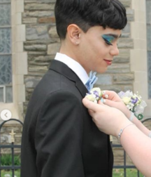 Makeup Boys 5d0ba8e3886dd.png