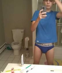 A Twink Wet Dream  5da891b0ae44f.png