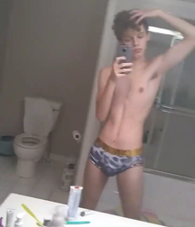 A Twink Wet Dream  5da891e39c78c.png