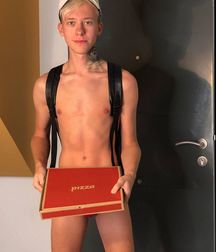 Pretties Twinks 5e5aacca0e4a4.jpg