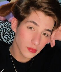 Irresistible Boy Beauty 6199b91522217.jpg