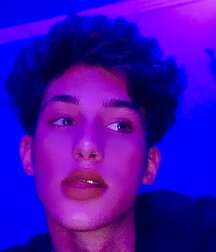 Irresistible Boy Beauty 6199b943f0a78.jpg