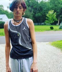 Skinny Twink with a Huge Dick Tube 61cc9e7d00b7a.jpg