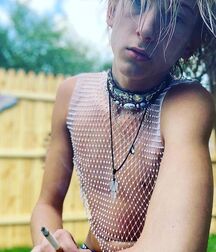 Skinny Twink with a Huge Dick Tube 61cc9ec4e752c.jpg