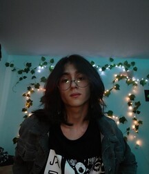 Mesmerizing twink tube 61cf3669f0827.jpg