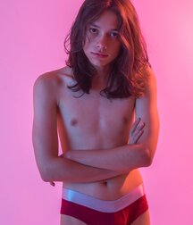 Pretty Boy 61d89cd8e131c.jpg