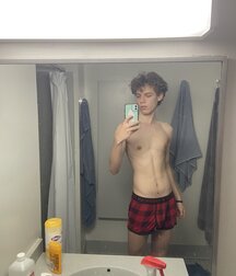 Next Door Dream Boys Twink Tube 61dc4dcb165c1.jpg