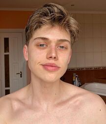 Big Dicked Sweet Cheeked Twink Boys Porn 628060eb43032.jpg