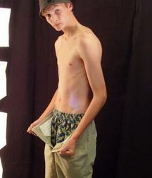 Shirtless 2 5a77312a10c2e.jpg