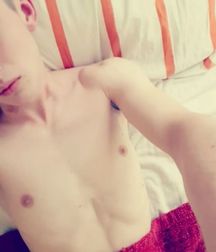 Cute boy 5b85c0d174ebd.jpg