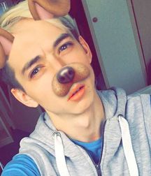 Cute boy 5b85cec918121.jpg