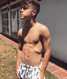 Hotty's 5c6c5ad103bf9.jpg