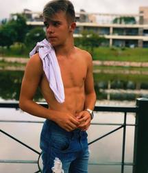 Hotty's 5c6c5b2a7e790.jpg