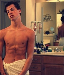 Skinny Fit Twink Taylor Caniff Pics 5c85a24f0110a.jpg