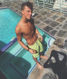 Skinny Fit Twink Taylor Caniff Pics 5c85a26eccb03.jpg